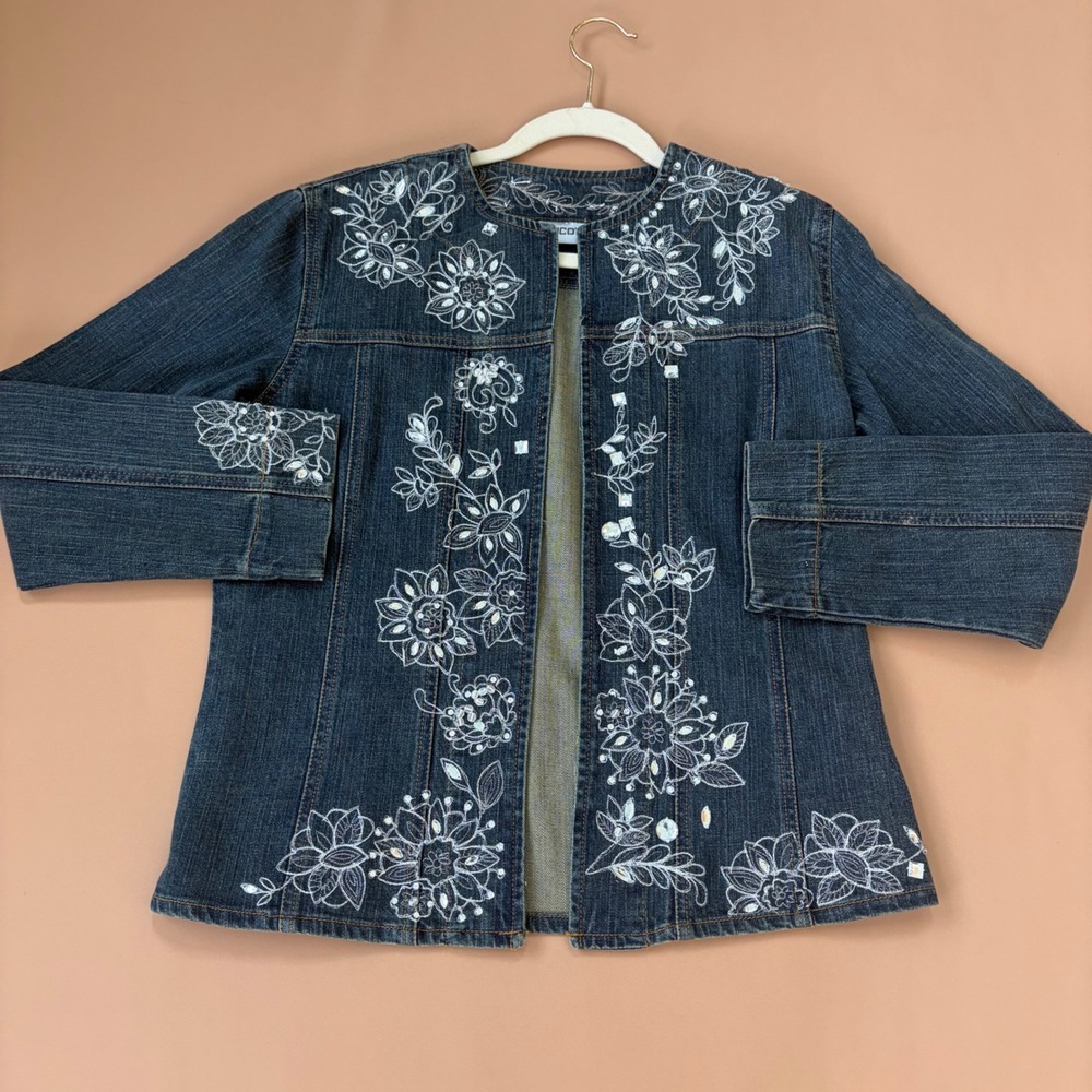 Chicos Womens Floral Embroidered Rhinestone Denim Jacket Dark Wash Blue Size 1 M